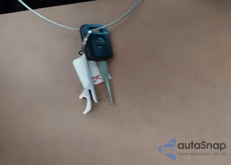 2024 Nissan Versa 1.6 S z USA, uszkodzony, nr VIN 3N1CN8DV9RL927083